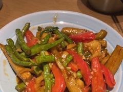 -蜜桃餐厅·伴山(绿宝广场店)