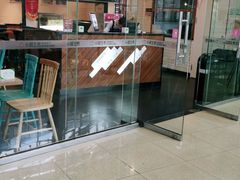 门面-小杨生煎(金山百联购物中心3楼店)