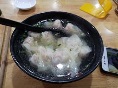 -百年尹氏汤包(环球美食荟店)