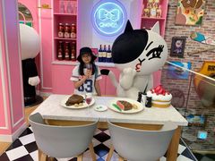 -LINE FRIENDS Garosu-gil Flagship Store