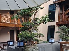 -华冠悠岚·庭院餐厅(青城后山店)