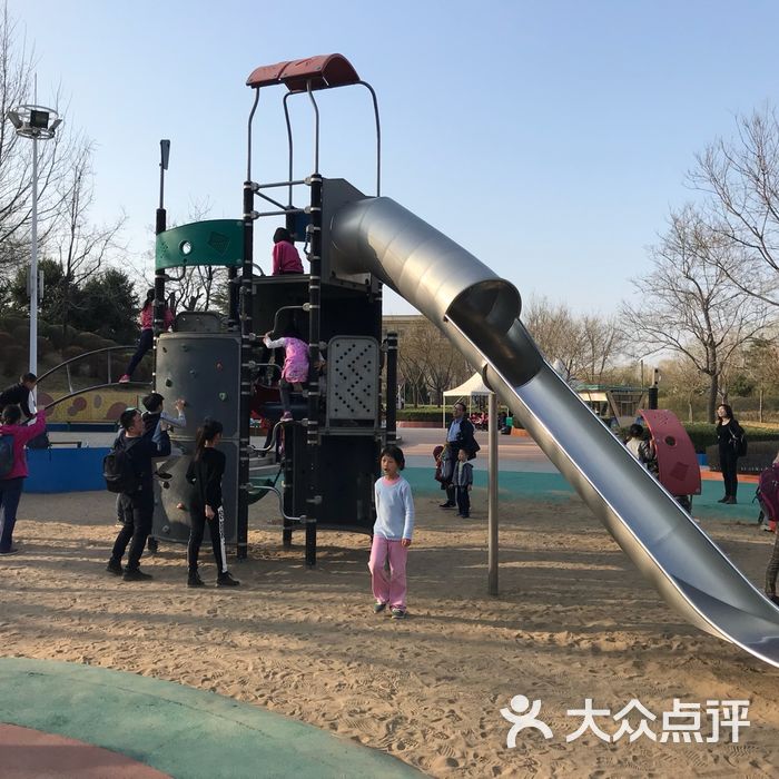 酷酷兔少儿拓展天地
