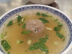 -潮界(LU·ONE凯德晶萃广场店)