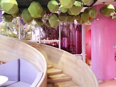 -水桶王国主题餐厅·聚会·生日派对·亲子活动·家庭套餐(亚龙湾希尔顿店)