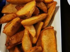 -卡佩罗意大利餐厅及酒吧Al Cappello Trattoria