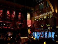 -FOUR PLAY BAR