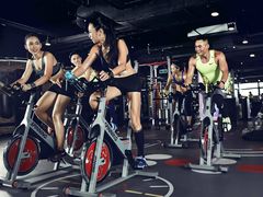 器械区-威蒂斯国际健身游泳会所(东莞庄路店)