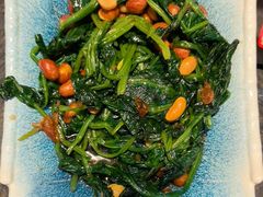 -高家烧鸽子烧烤店63年