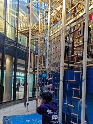 -PIPIKINGDOM皮皮王国欢乐号(欢乐海岸购物中心店)