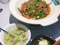 -费大厨辣椒炒肉(黄兴中心广场店)