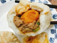 咸蛋黄超人包-老陶包子铺(南大西南村店)