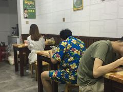 大堂-覃肥叔桂林米粉(粮道街店)
