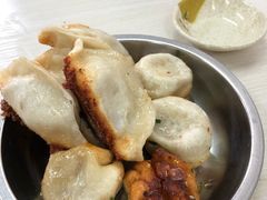 -黄阿姨锅贴大王(万航渡路店)