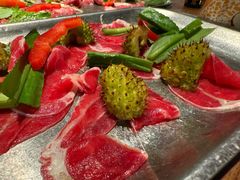 -野山舂·贵州现舂酸汤火锅(鸿通城店)