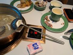 -润园四季椰子鸡火锅(卓越INTOWN店)