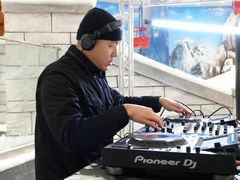 -长沙湘江冰雪世界