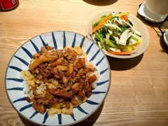 -红猪卤肉饭(大西洋美食城店)