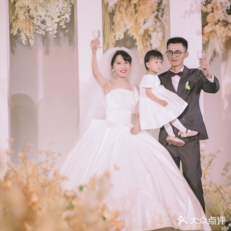 小预算，简约香槟泰式婚礼