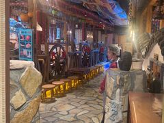 -老牌坊云南鱼豆花火锅(爱建店)