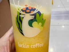 -瑞幸咖啡(临海市银泰城店)