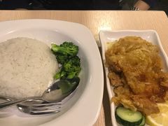 -佰搭果·广式茶餐厅(西华路店)