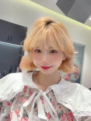 -BULB STUDIO 巴柏明星发型工作室