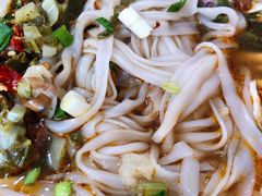 -啊墨江牛烂烀米线