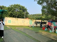 -东湖小天池真人CS彩弹野战基地