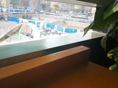 靠窗位-矢量咖啡(万象汇店)