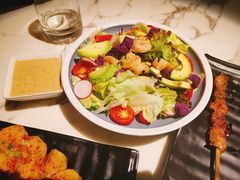 牛油果大虾沙拉-JUKEBOX玖部音乐餐厅(华侨城店)