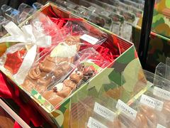 -Laderach 莱德拉(上海环贸iapm店)