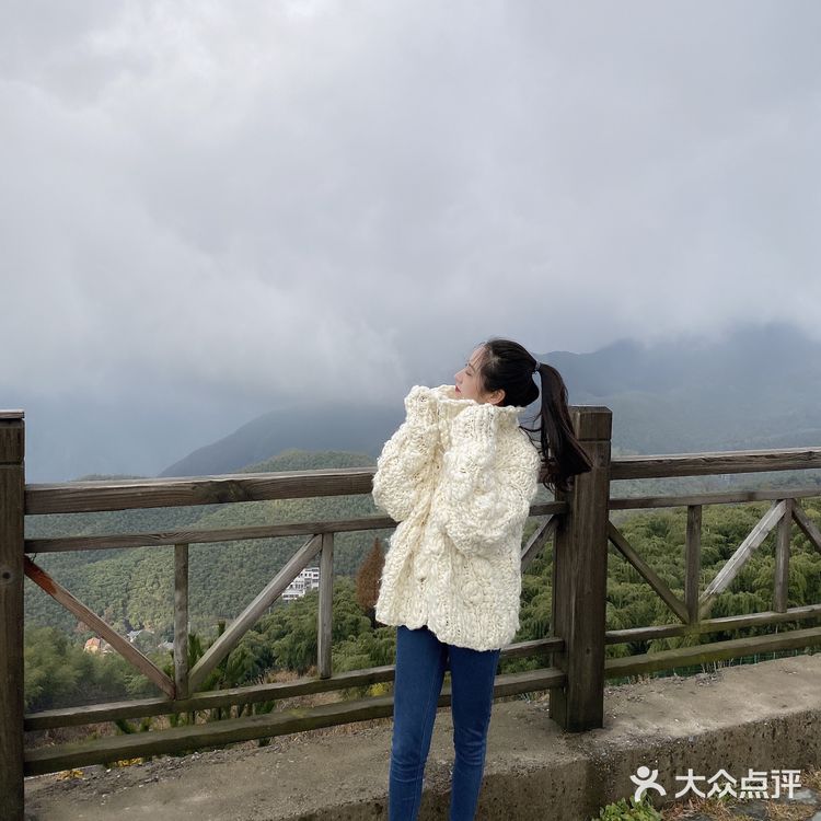 来山里呼吸一下新鲜空气