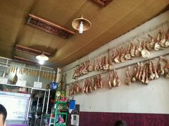 -阿婆情腊排骨火锅(金虹路店)