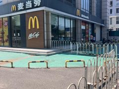 -麦当劳(红旗路店)