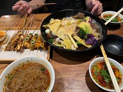 -万记麻辣烫国展总店
