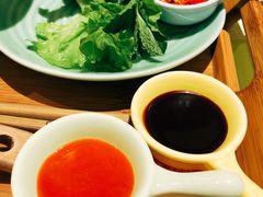 -越弥越南传统美食馆