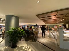 -上海滴水湖皇冠假日酒店