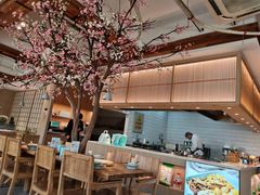 -蜜桃餐厅·伴山(湖滨商业街店)