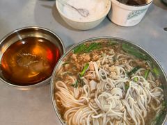 -正宗杨记普洱酸醋米线(总店)