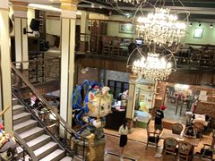 -more than meow吴止猫主题餐厅(承德 中船汇店)