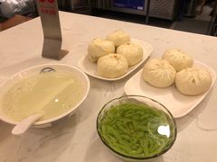 -李与白包子铺(桐梓林店)