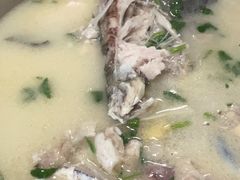 -雪湖煜辰鱼头老店(雪野湖店)