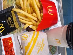 -麦当劳(轻轨曹杨路店)