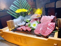 -铭牛烧肉·和牛海鲜自助(高新月牙湖店)