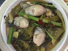-大富蚝乌东哥饭店·石锅鱼杂·柠檬鸭(革新路店)