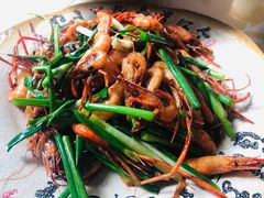 葱爆河虾-75幢私房菜馆