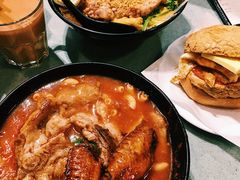 番茄浓汤鸡翅猪扒通粉-华嫂冰室(尖沙咀店)