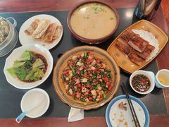 -老来福·非遗酸汤兔(凯旋路店)
