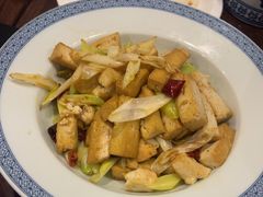 -鲁菜根·泰山菜(泰山店)
