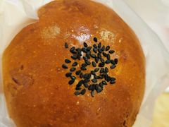 日式红豆包-莉莲蛋挞(大华悦沢书店)